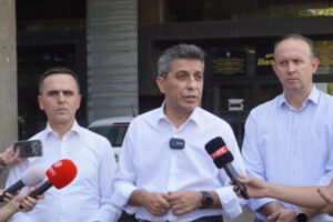 ВЛЕН: Албанците не се алатка, туку се ЗАКОН