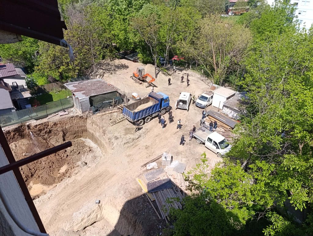 (ФОТО) Еден работник загина, тројца се повредени во несреќата на градилиштето во Кисела Вода