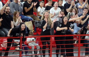 НА МАКЕДОНИЈА И СЕ СЛУЧИ КОШАРКА! (ФОТОГАЛЕРИЈА)