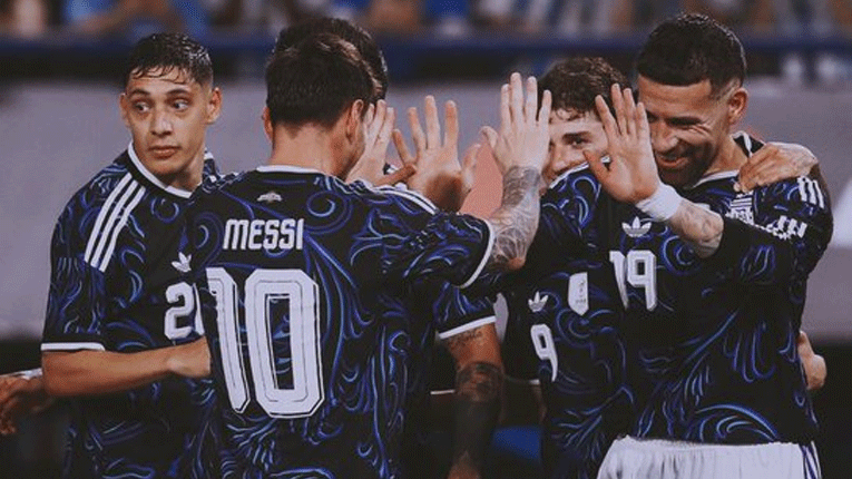 Отаменди последен пат играше за Аргентина во Аргентина, можеби и Меси