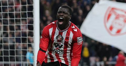 Покрената истрага за расистичките навреди кон играчот на Сандерленд