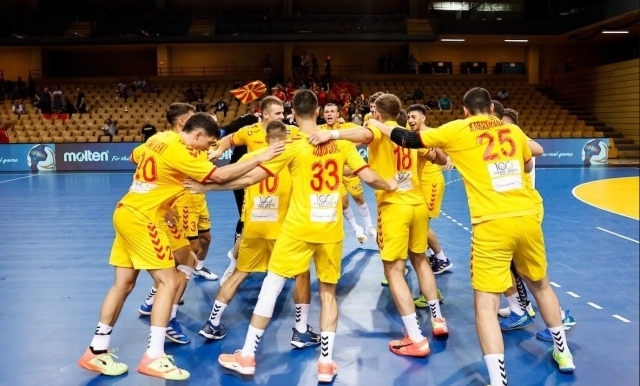 Македонските кадети ја растурија селекцијата на Грција!