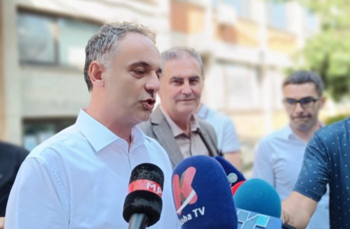 АЛИУ ВО ДЕБАР: Со законски измени ќе може да работат пензионирани здравствени работници до 70- годишна возраст