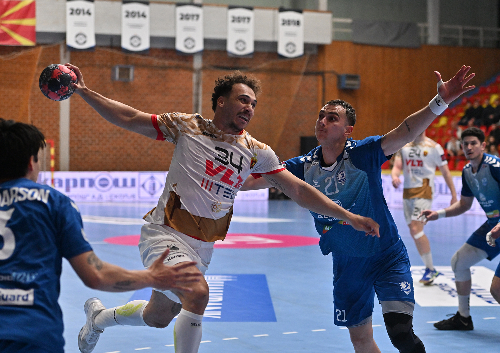 Вардар на полувреме заостанува два гола во Монпелје