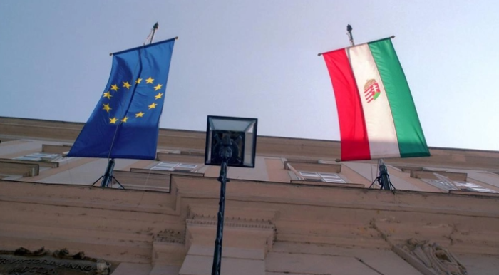 Маѓар разговарал со Фон дер Лајен за деблокада на средствата од европските фондови за Унгарија