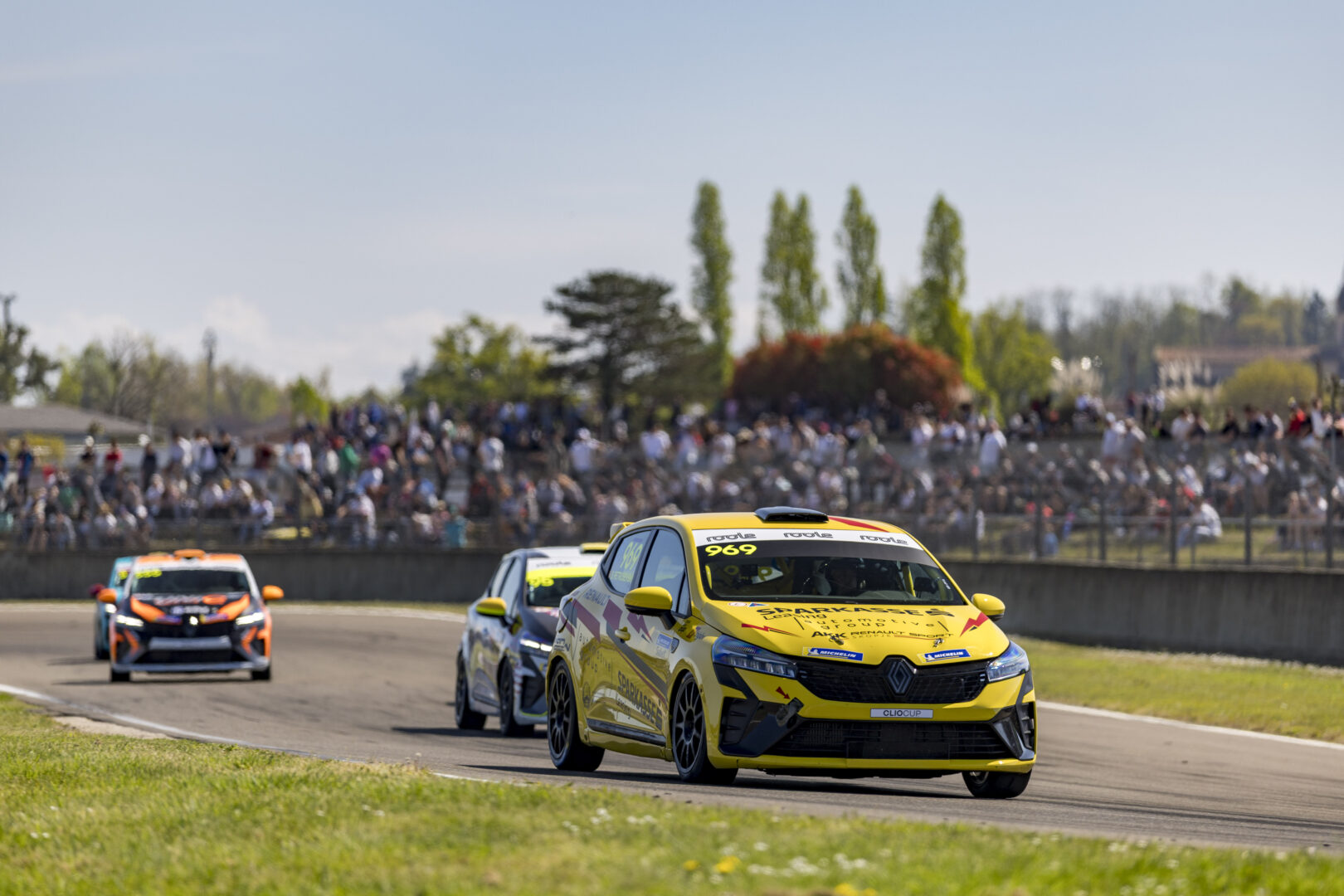 Бојан Петрушевски подготвен за нов предизвик на Circuit Paul Ricard во реномираниот Clio Cup Europе !