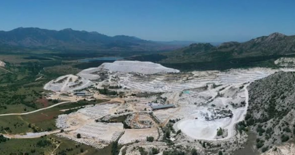 Левица: Ја даваме рудата го губиме ќарот – државата во зијан од концесионерите