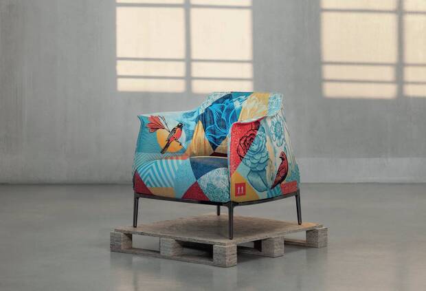 Култната фотелја добива своја „street art“ верзија