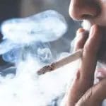 Познат кардиохирург предупредува: Овие 5 навики докажано го забрзуваат стареењето, една е убедливо најлошата!