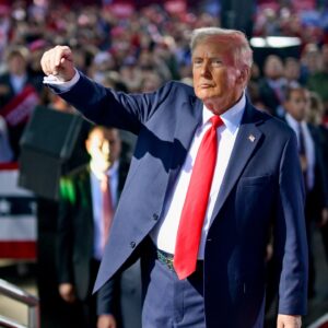 Заврши состанокот на Трамп со советниците за новата блокада на Ормуската теснина