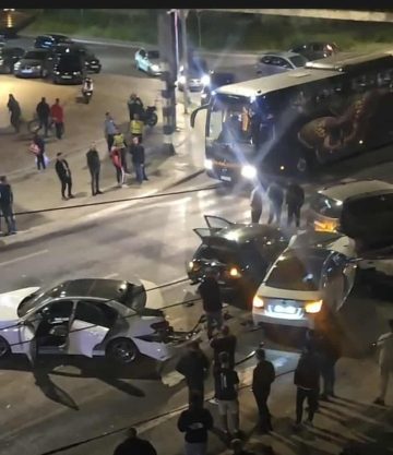 Тешка сообраќајка во Ѓорче Петров: Судир на повеќе возила, сообраќајот отежнат