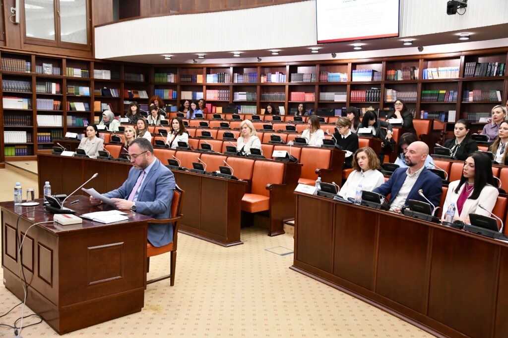 Системски решенија за поефикасна заштита од семејно насилство