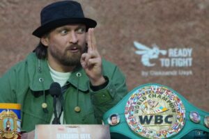 Усик: Можам да го подготвам Џошуа да го победи Фјури