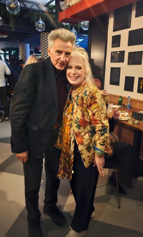 СЕ РАДУВАМ ШТО КОНЕЧНО ЈА ЗАПОЗНАВ МАЈА ОЏАКЛИЕВСКА, ВЕЛИ АНА ПЕТАНОВСКА ПО НАСТАПОТ НА ФЕСТИВАЛОТ БЕЛГРАДСКА ПРОЛЕТ