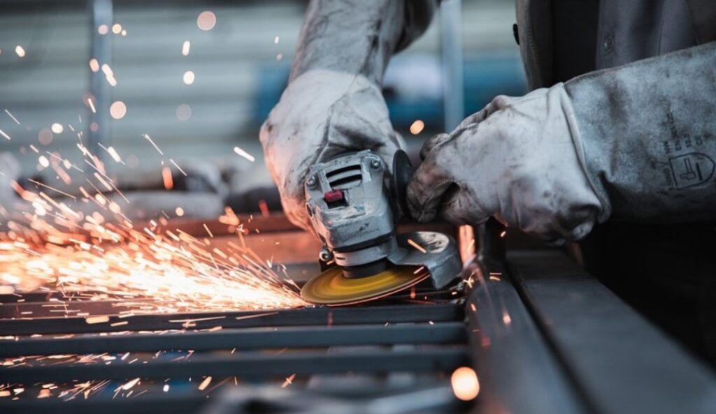 Пад од 4,2% на индустриското производство