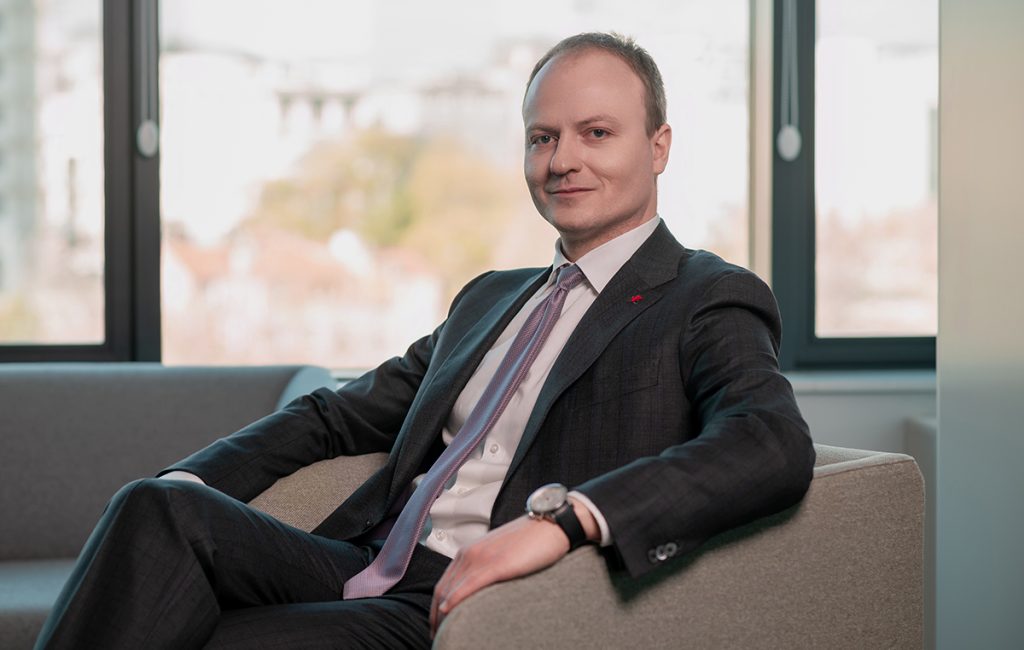 Да се инвестира во фонд е оправдана одлука на долг рок: Петар Андреевски од ВФП Фонд Менаџмент во подкастот Бизнис Класа