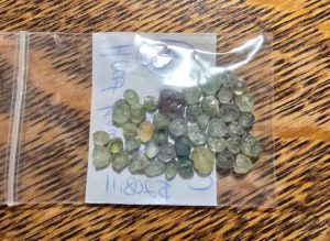 (ФОТО) Девојка покажала со што ја запросил нејзиниот иден сопруг, луѓето се воодушевени