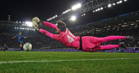 Младиот Мота е херој на Лацио: Одбрани четири пенали и го одведе во финалето на Купот (ВИДЕО)