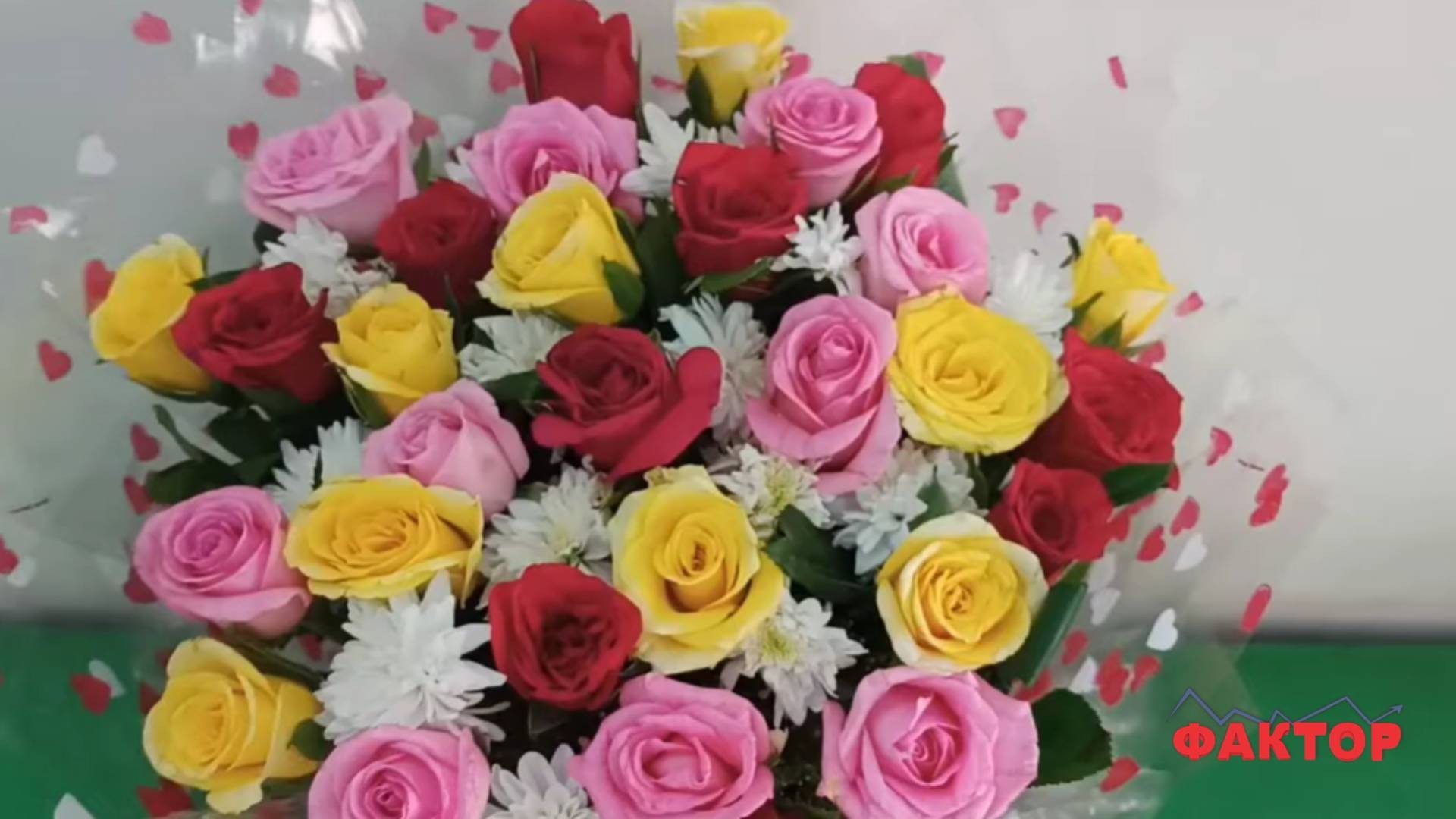 МАКЕДОНЦИТЕ ИСПРАЌААТ ЦВЕЌЕ НА ДОМАШНА АДРЕСА: Колку чини овој убав гест?