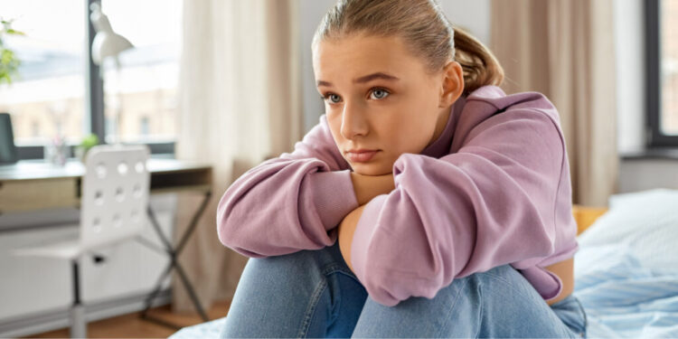 Повеќе од половина девојчиња се плашат од иднината – главната причина ќе ве загрижи