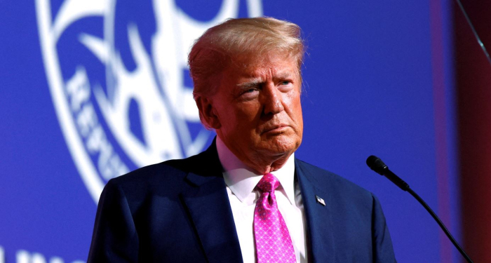 Трамп не е загрижен за поразот на Орбан: „Петер Маѓар е добар човек“