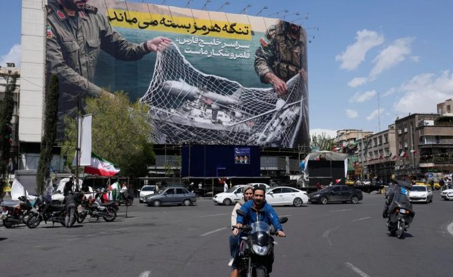 САД И ИРАН ПРИМИЛЕ МИРОВЕН ПЛАН ОД ПОСРЕДНИЦИТЕ, СЕ ПРЕДЛАГА ПРИМИРЈЕ ПРЕД ТРАЕН КРАЈ НА ВОЈНАТА