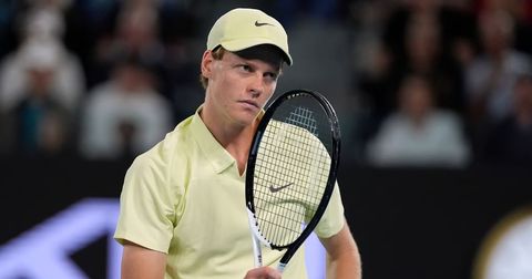 Синер го надигра младиот шпански талент и обезбеди полуфинале во Мадрид