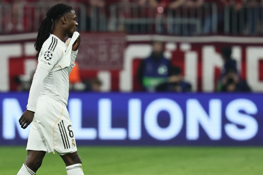 Камавинга пак во четвртфинале добива црвен – прстот сега е вперен кон Славко Винчиќ! (ВИДЕО)