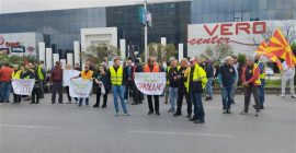 Студентскиот протест пред УЈП помина со само неколку студенти