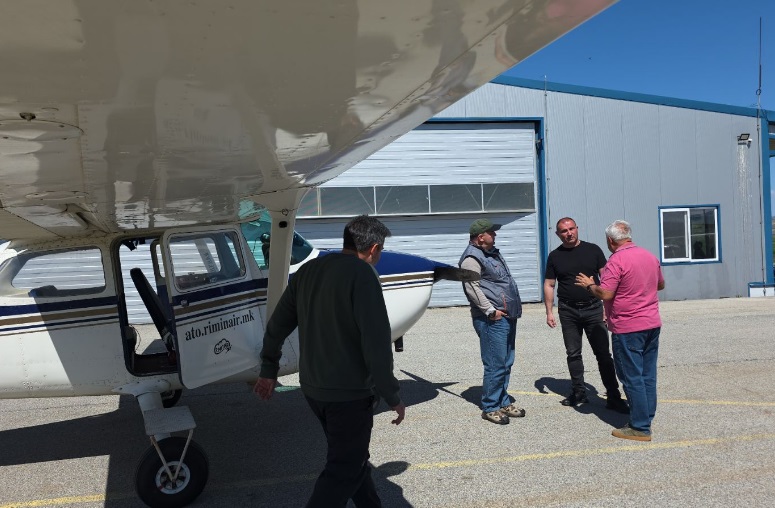 Ангелов во потрага по нови пилоти за „ер тракторите“, авионите се враќаат од сервис