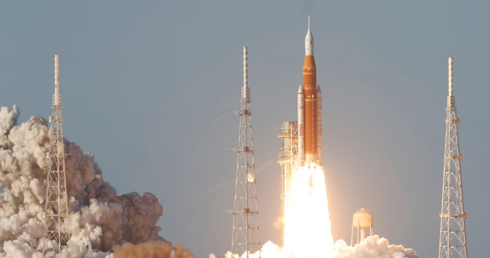 НАСА ја лансираше мисијата Артемис II, прв лет со екипаж кон Месечината по повеќе од половина век