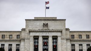 Најголем раздор во ФЕД по 34 години: Каматните стапки остануваат исти, раководството длабоко поделено