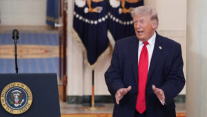 Трамп: Лесно можеме да го отвориме Ормутскиот теснец