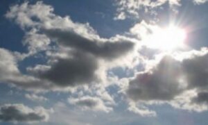 Облачно, дождливо и со снег на планините денеска, за празникот врнежливо