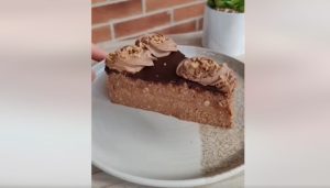 (ВИДЕО) Васина торта (посна)