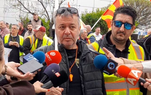 Откако пет години хибернираше, УЈП ни бара данок на приходи, рекоа работниците на денешниот протест