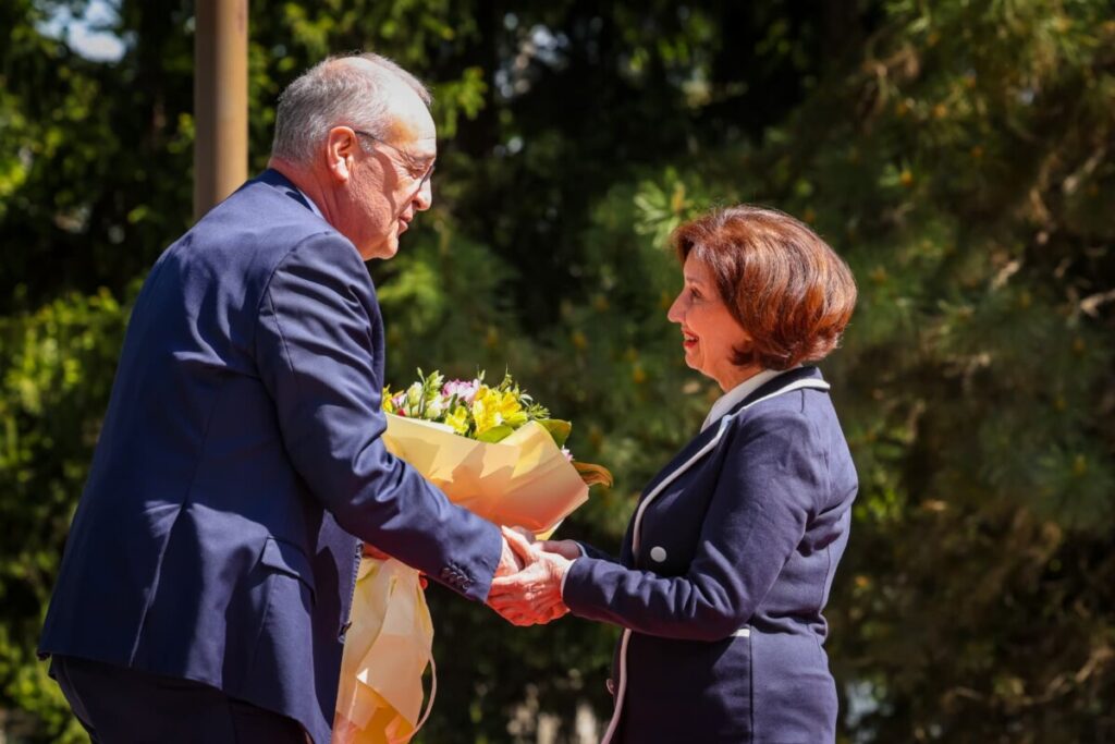 Започна официјалната посета на швајцарскиот претседател Пармелан