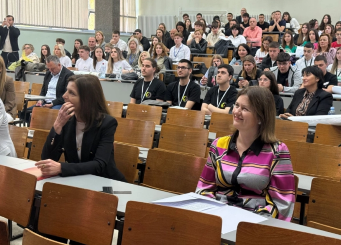 Министерката Божиновска покровител на Националниот средношколски натпревар за најдобар бизнис-концепт за зелени иновации