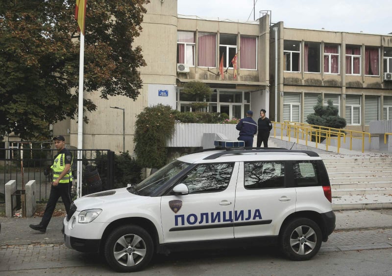 МВР денеска на мејл добиле лажна дојава за поставени бомби во повеќе скопски училишта