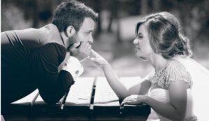 4 знаци дека вашиот брак повеќе не оди во вистинската насока: Што треба прво да забележите?