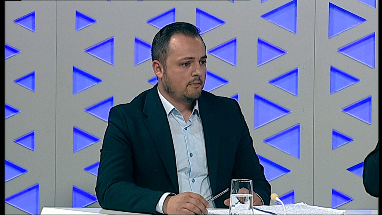 Цеков за ТВ 24: Ја  напуштам ПГ на ЗНАМ и власта , од денеска сум   независен пратеник