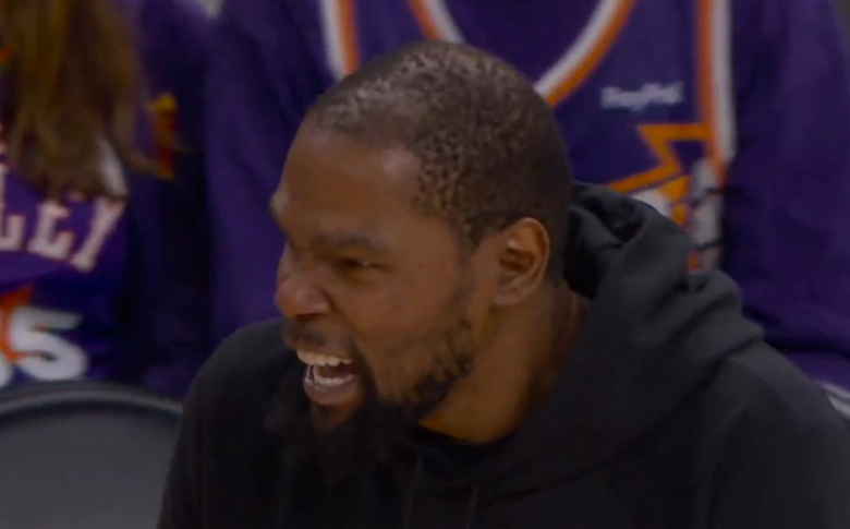 Атракција на вечерта во НБА: Од рампа до цепелин