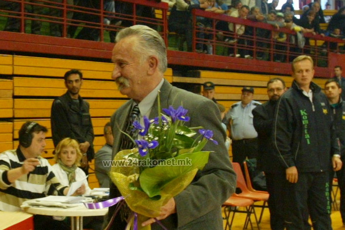 ИН МЕМОРИАМ: Душан Микиќ