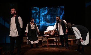 Театарската претстава „Парите се отепувачка“ вечерва пред охридската публика