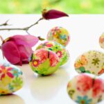 Велигденски декупаж: Како да украсите јајца со салфетки и само една магична состојка