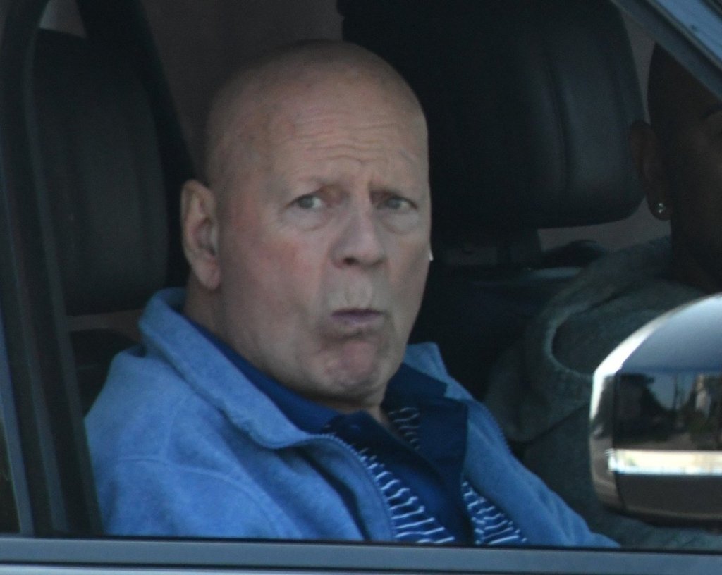 Брус Вилис повеќе не е свесен, актерот е во сè посериозна состојба: Неговата сопруга открива шокантни детали