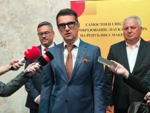 Јовески: И приватниците треба колективно да се договараат со своите работници