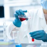 Истражување покажува дека  луѓето им веруваат на научниците