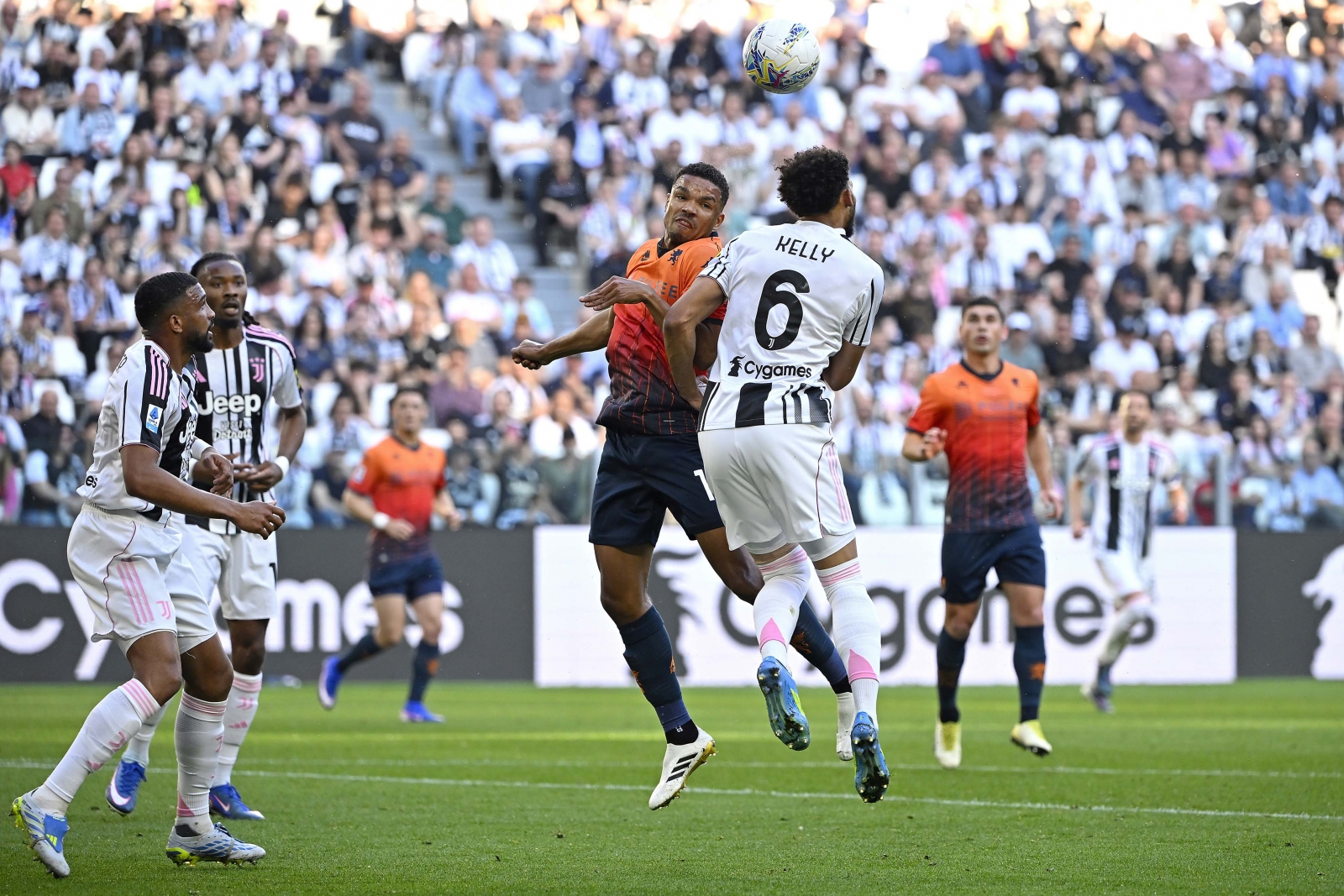 Јуве го искористи киксот на Комо и се врати во трката за ЛШ (ВИДЕО)