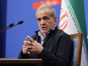 Пезешкијан им порача на Американците: Гледајте подалеку од воената пропаганда